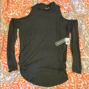 Daisy Fuentes Shoulder-less Top